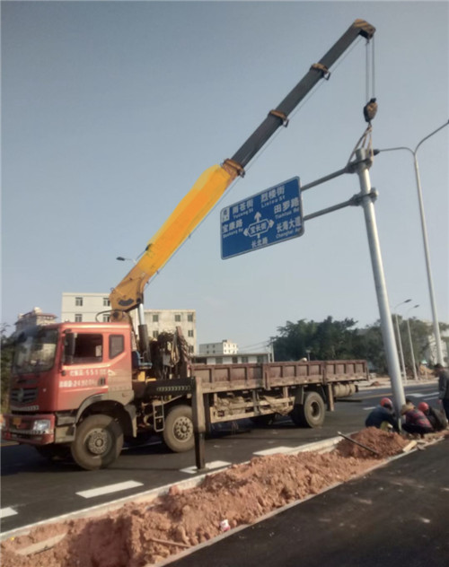 剑阁县设备吊装租赁吊车要用多大吊车